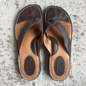 Born Womens Brown Leather Flip Flop Thong Sandals W8373 Size 10 42